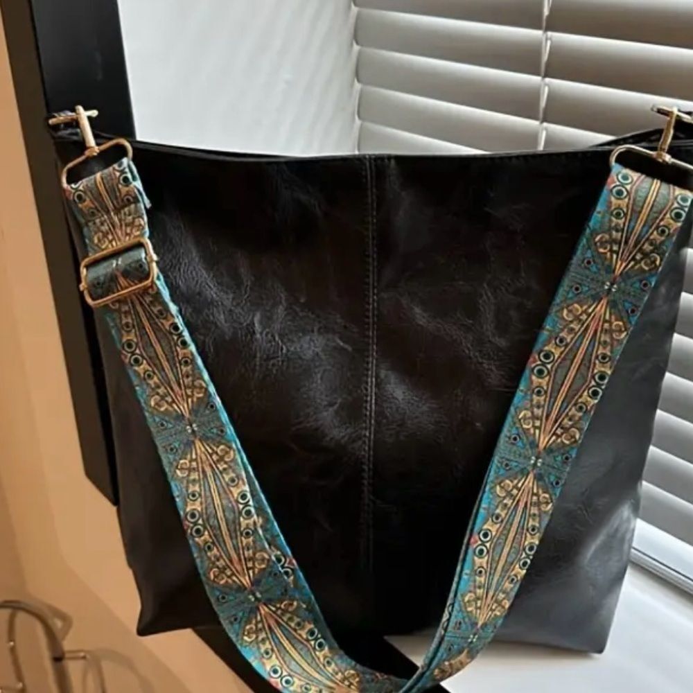 Vegan Leather Shoulder Bag with Guitar Strap - Picture 5 of 5